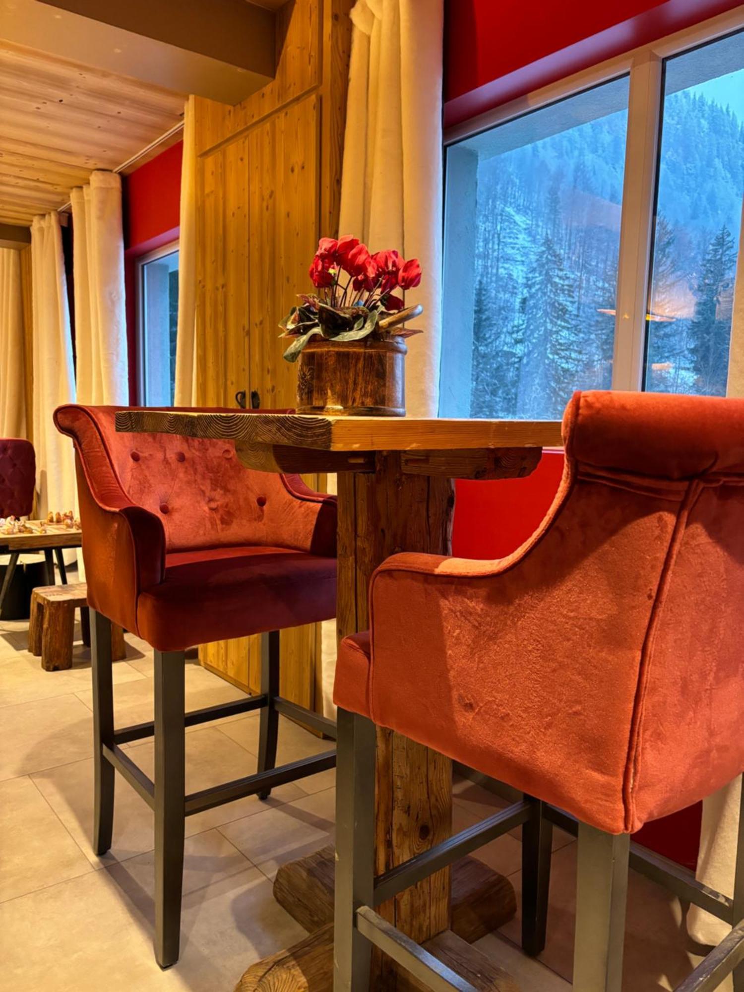 Les Secrets - Suites & Apartments Монрйон Екстер'єр фото