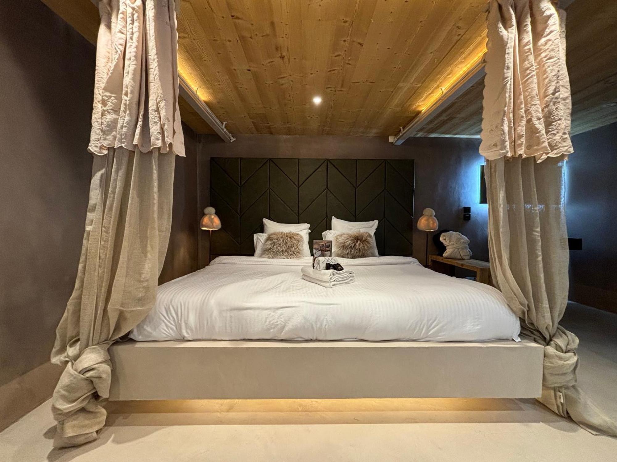 Les Secrets - Suites & Apartments Монрйон Екстер'єр фото