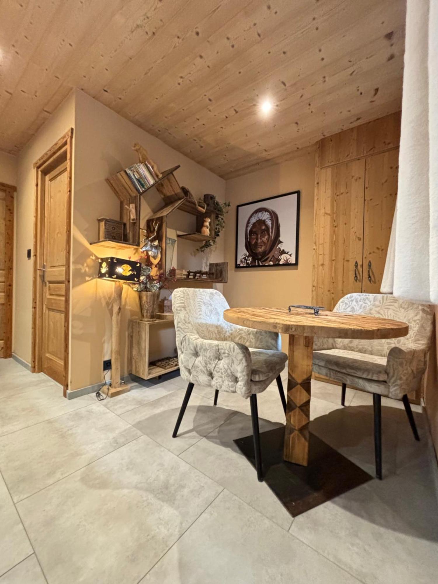 Les Secrets - Suites & Apartments Монрйон Екстер'єр фото