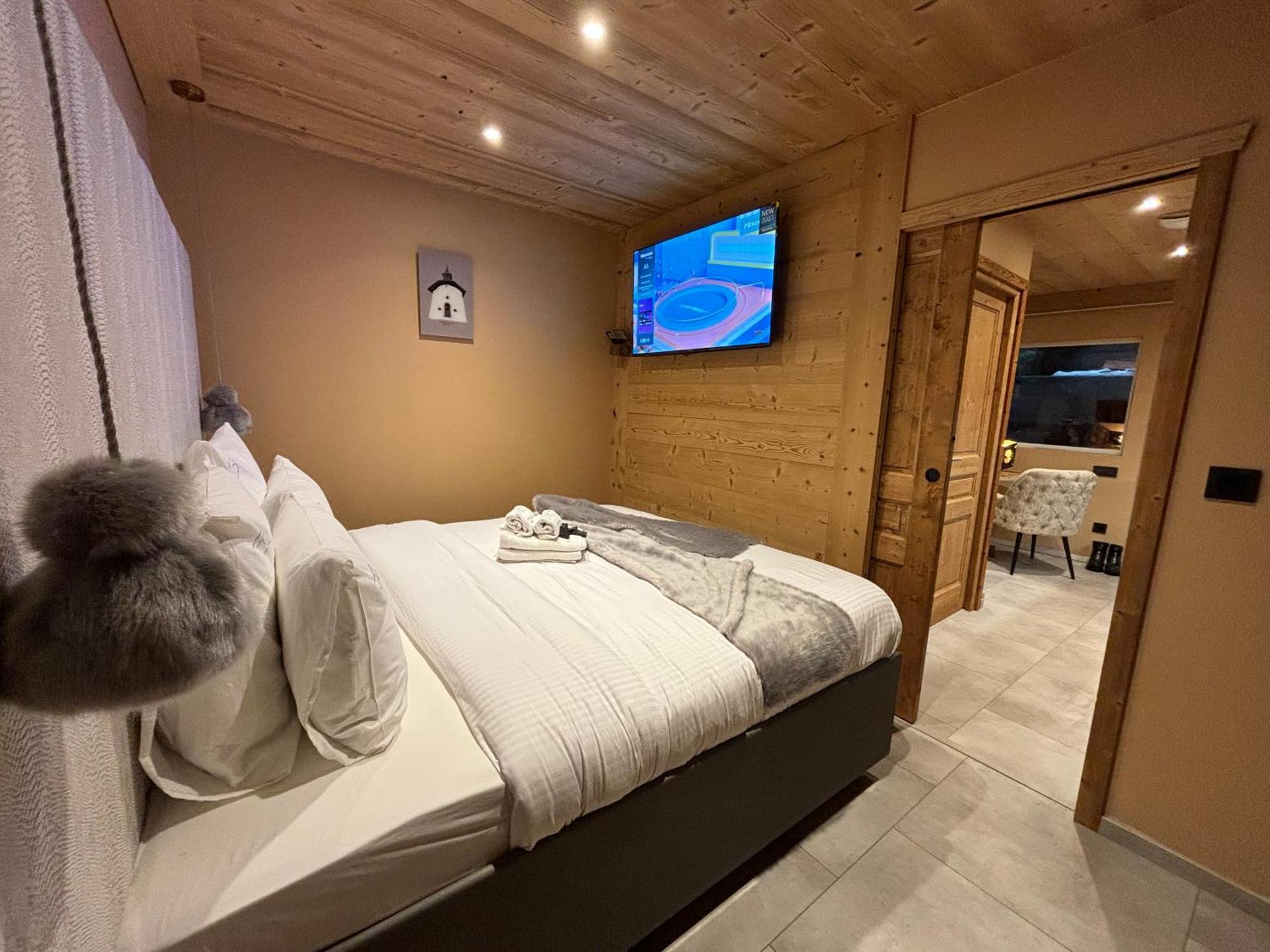 Les Secrets - Suites & Apartments Монрйон Екстер'єр фото